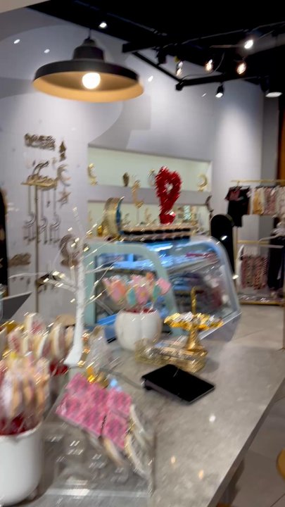 Reham's Cake Gallery - Desserts Near Me - Brier, Washington