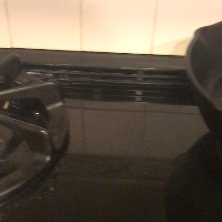 First Quality Pest Control - Here's a small video of them I'm sorry if that's disgusting - Pest Control Near Me - Northridge, California
