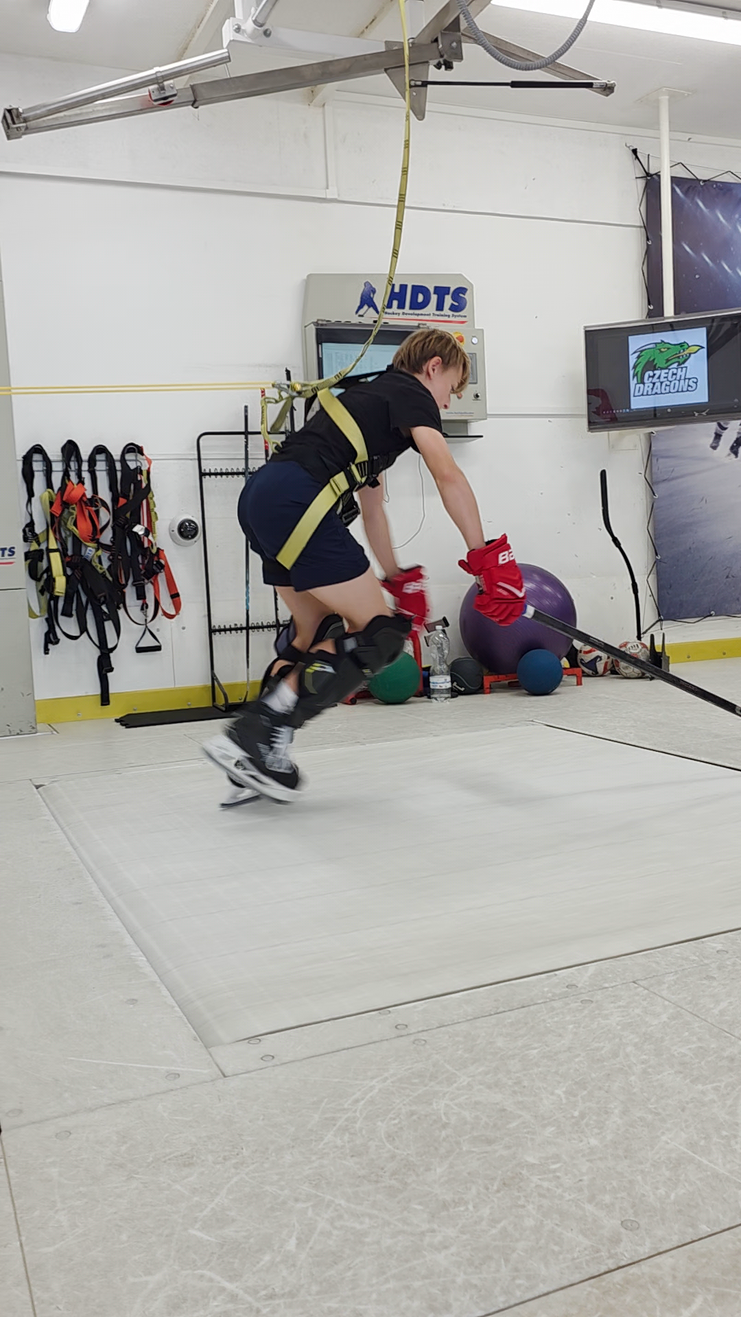 Vojtěch Nezbeda: Off-Ice Training Fedulov hockey center