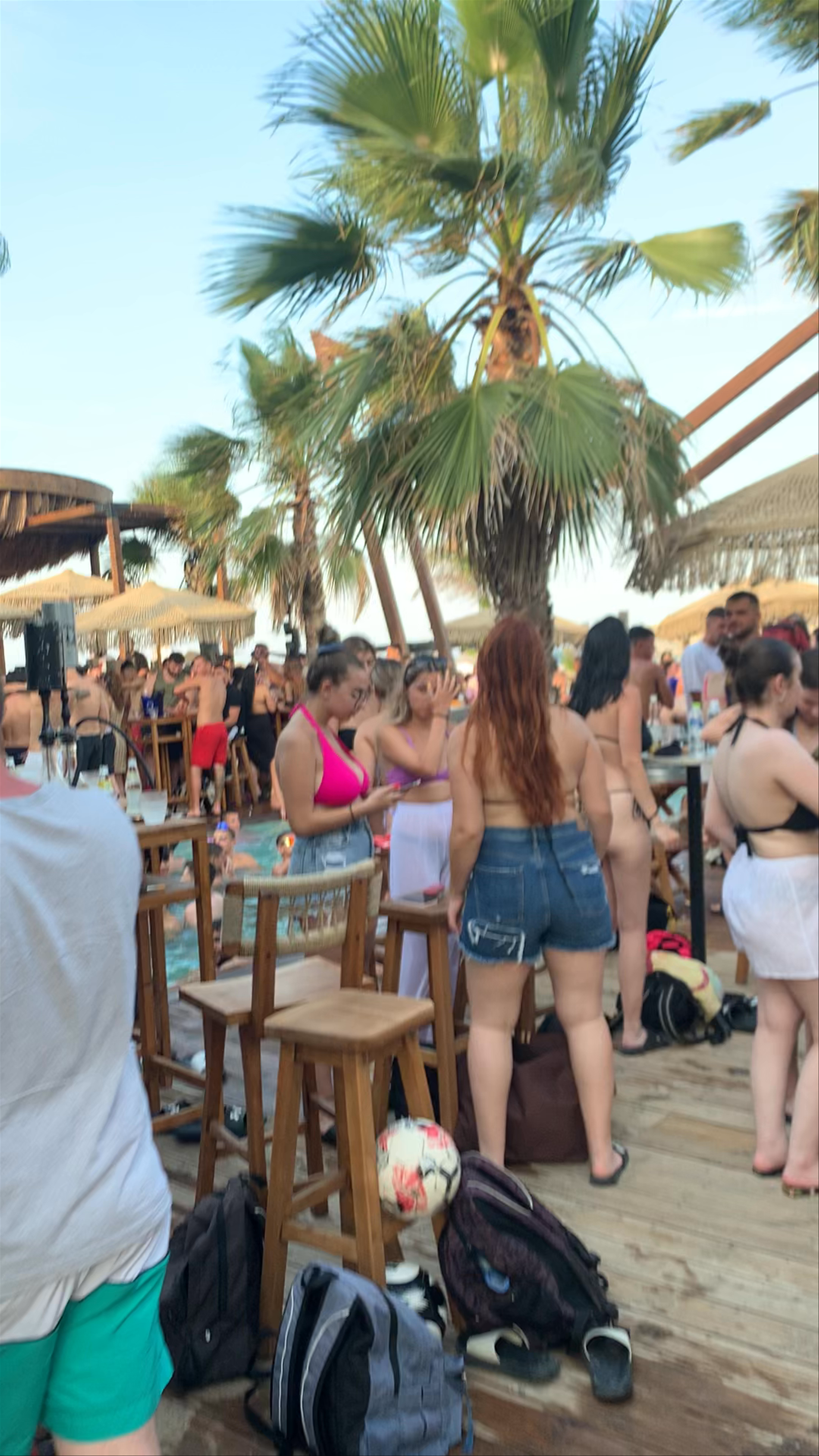 Almira Beach Bar: Vibrant Pool Party Vibes in Kallithea, Greece