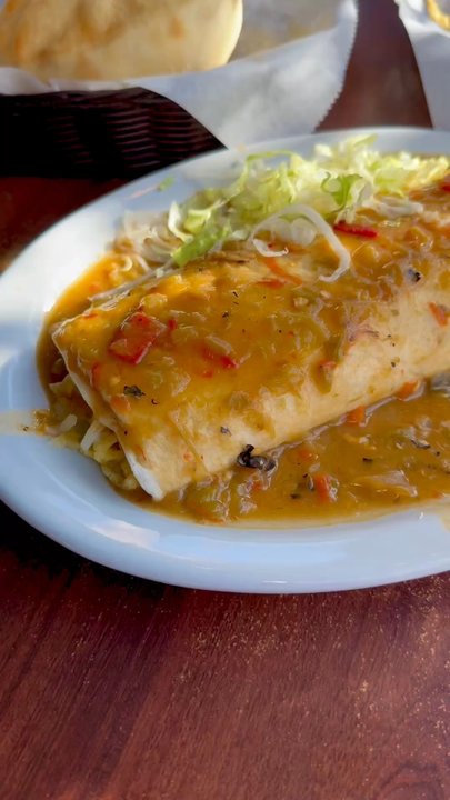 Casa De Benavidez - Breakfast Burrito and Sopapilla - Mexican Near Me - Albuquerque, New Mexico