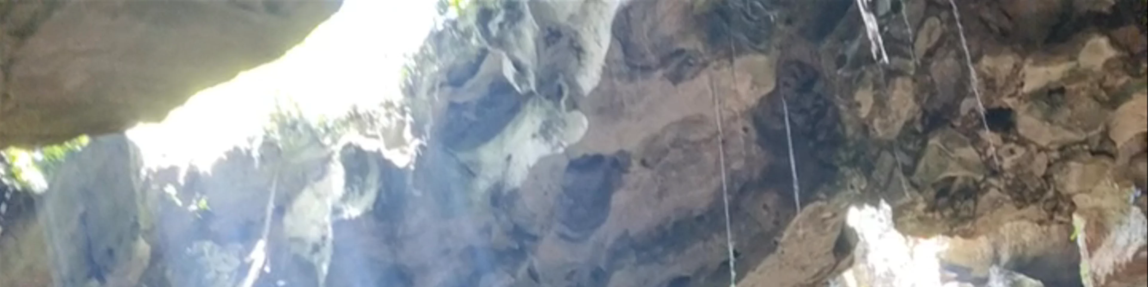 Huyen Khong Cave