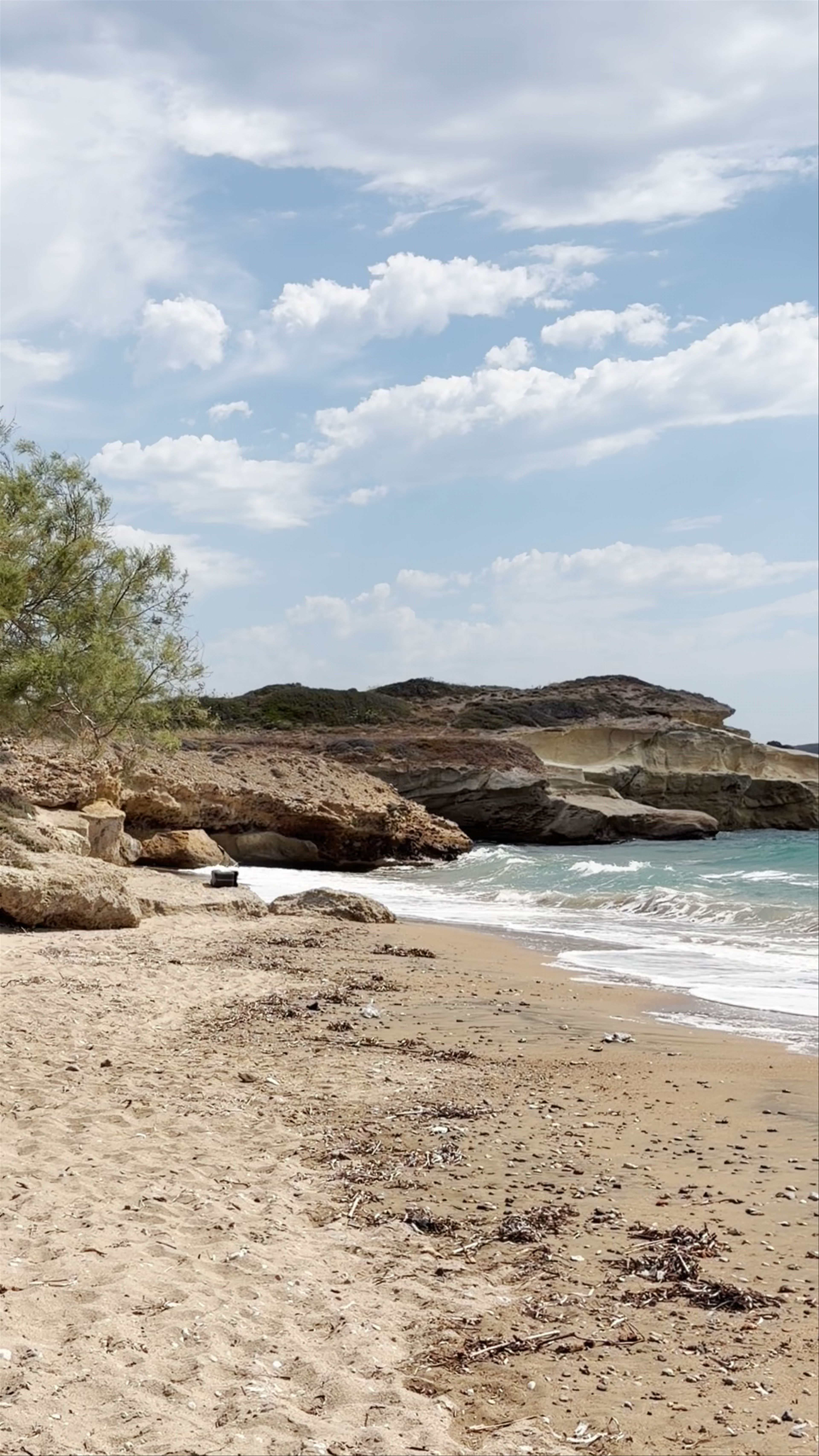 Mavrospilia Beach