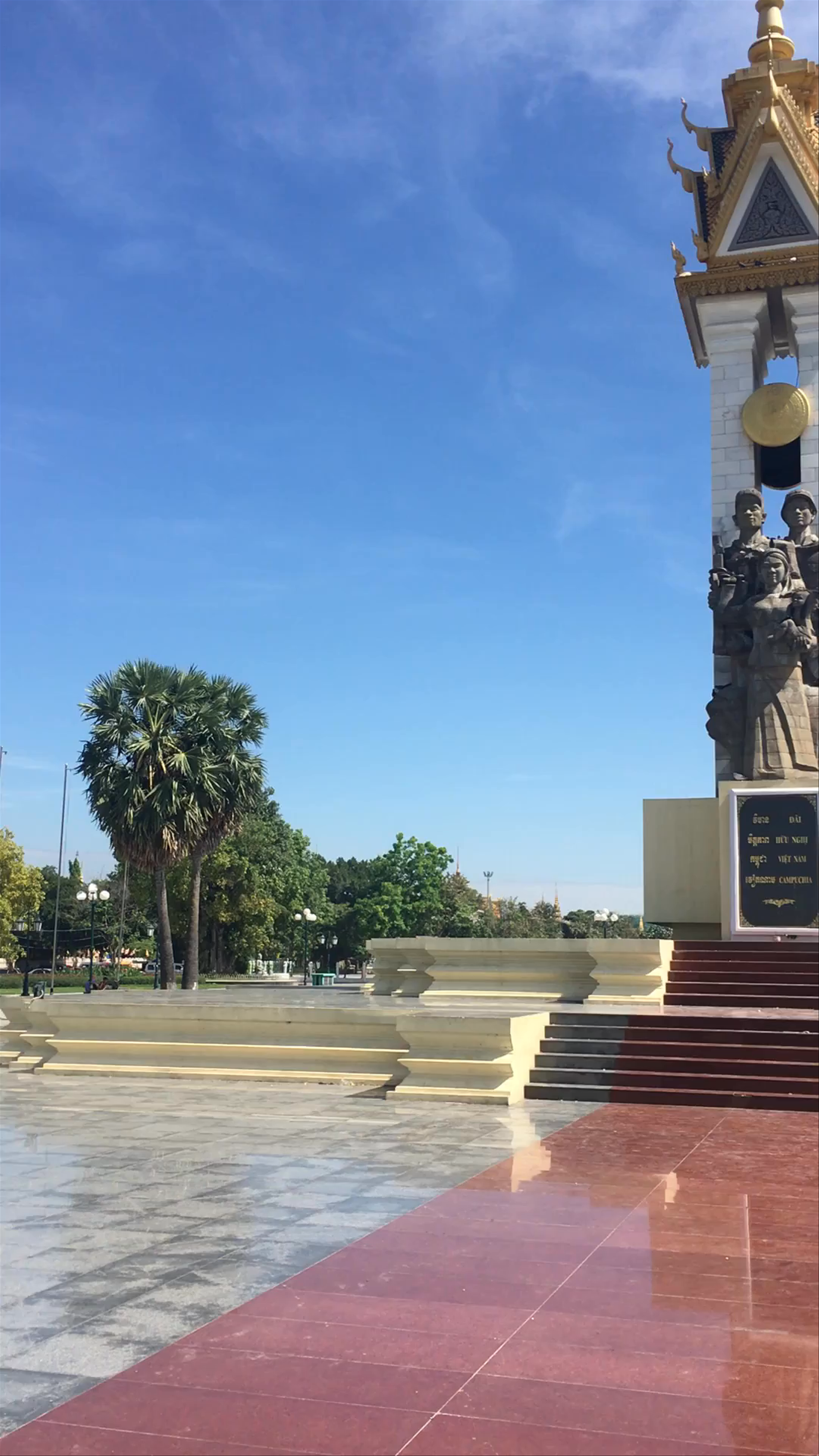 Wat Botum Park: Tranquil Heritage Space in Phnom Penh