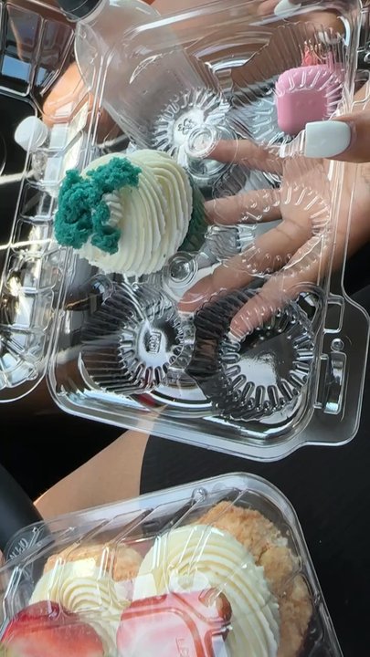 Caked By Petite - Desserts Near Me - Stockbridge, Georgia