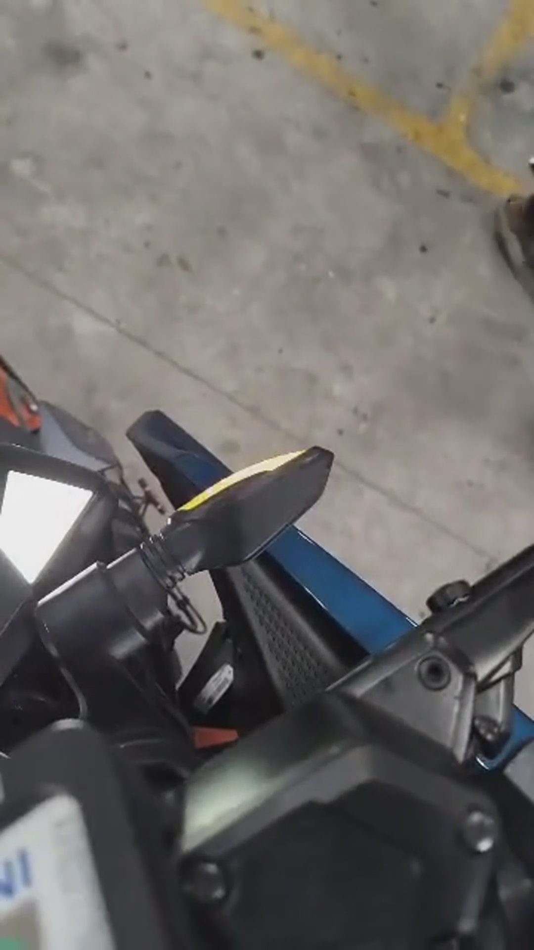 Walk-around video thumbnail