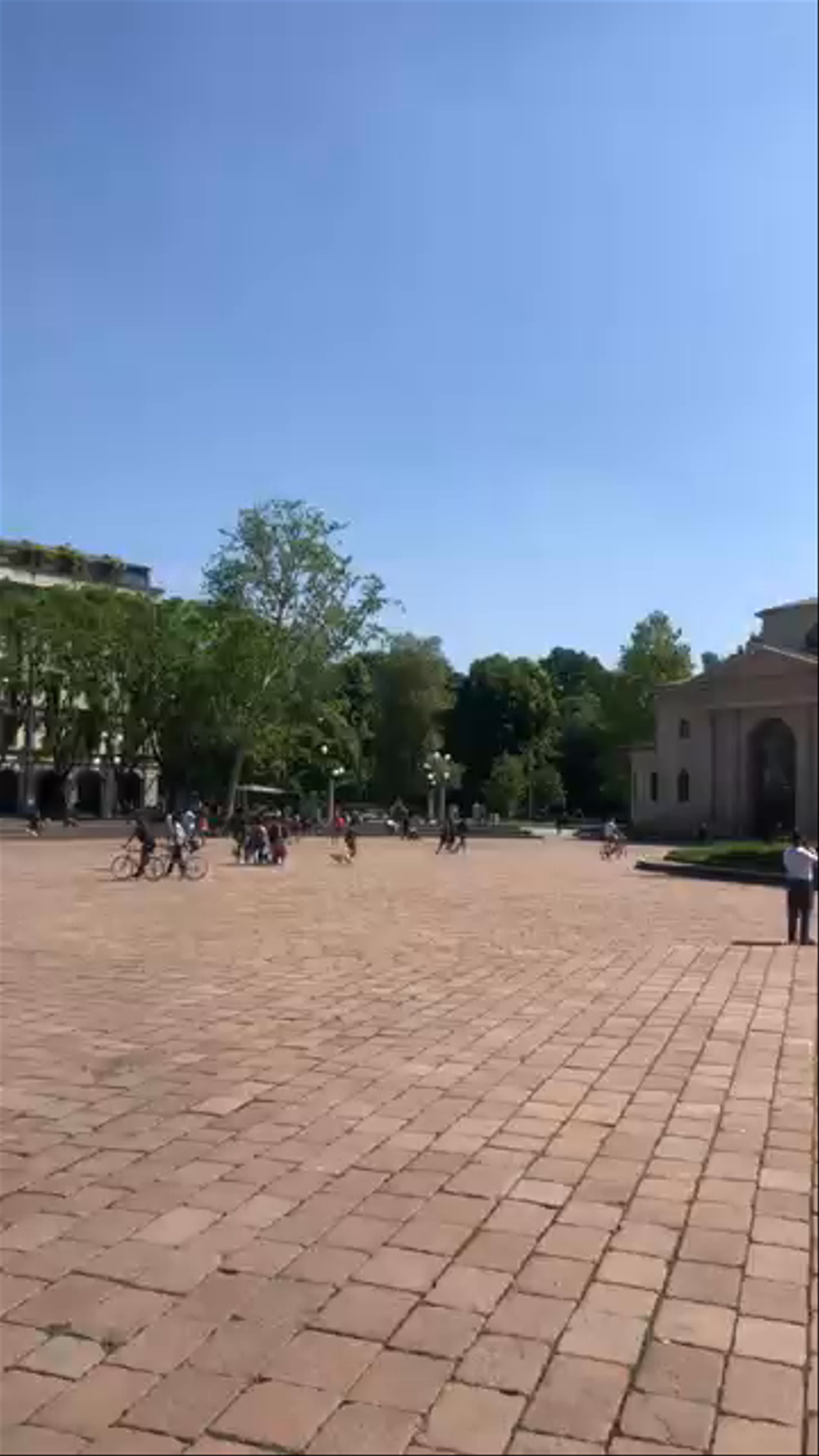 Arco della Pace: Iconic Peace Arch in Milan's Vibrant Piazza Sempione