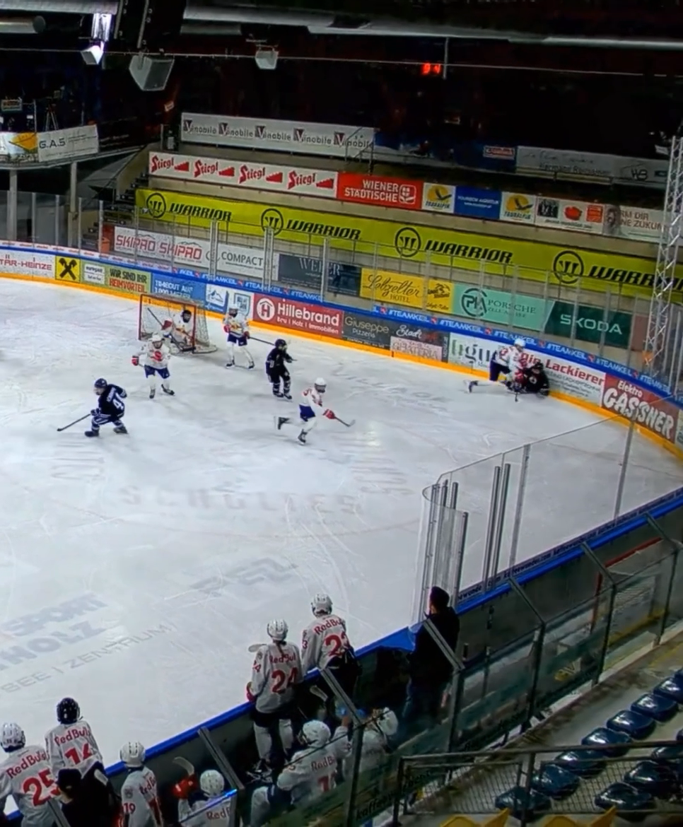 Matteo Müller: Impressive Defensive Hit Behind the Net - World Tournament 2026