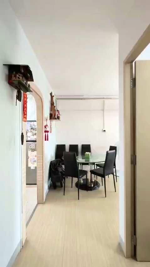 4 Room (4NG) HDB for Sale in  237 Yishun Ring Road - Image 11