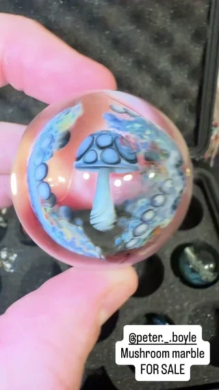 Preview pic of Peter Boyle Mushroom marble
