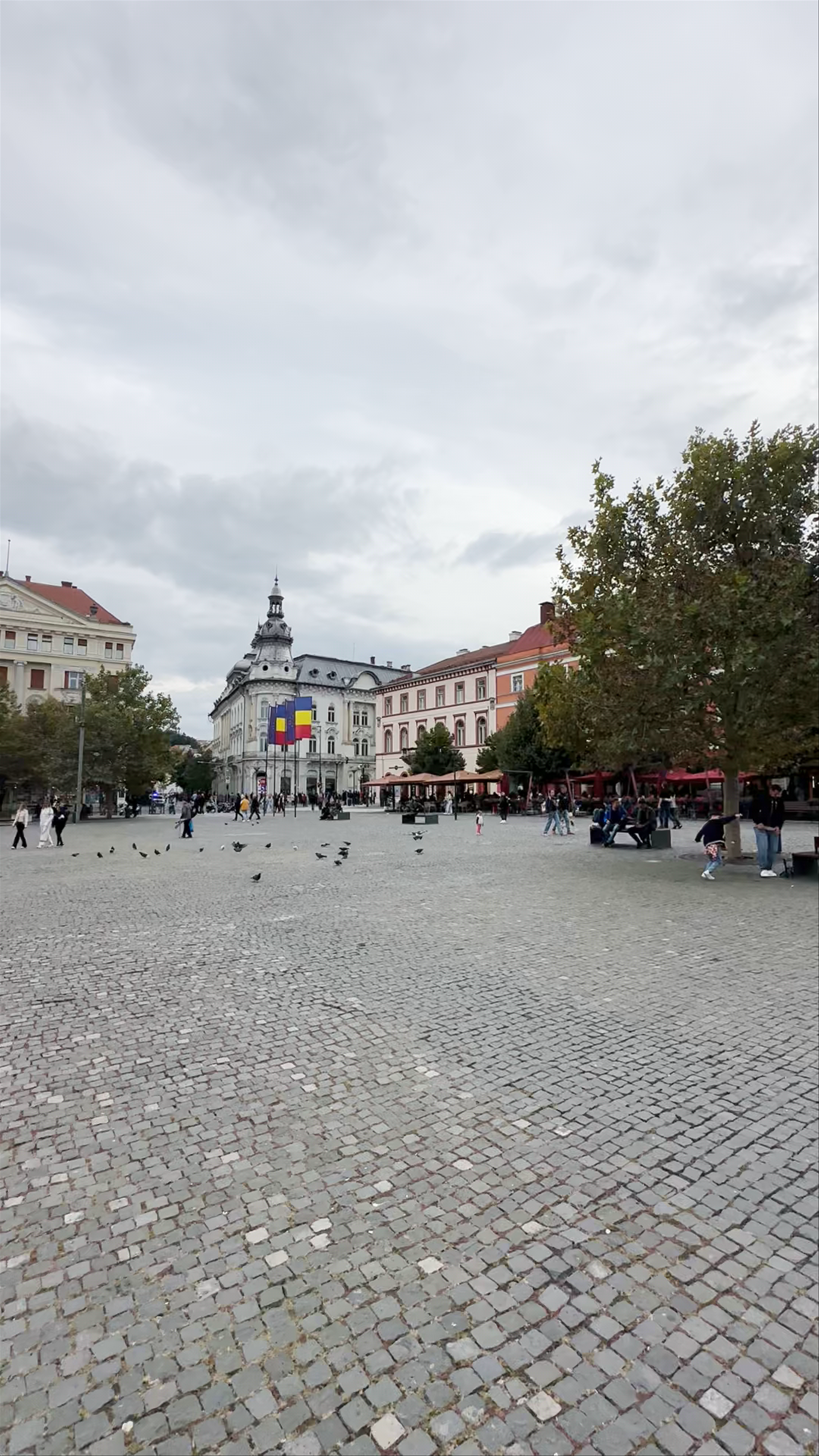 Unirii Square, Cluj-Napoca: Vibrant Heart of Transylvania