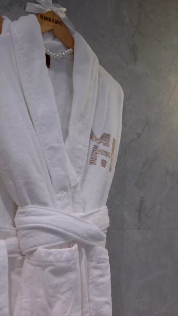 Cozy-modern-bedroom-interior