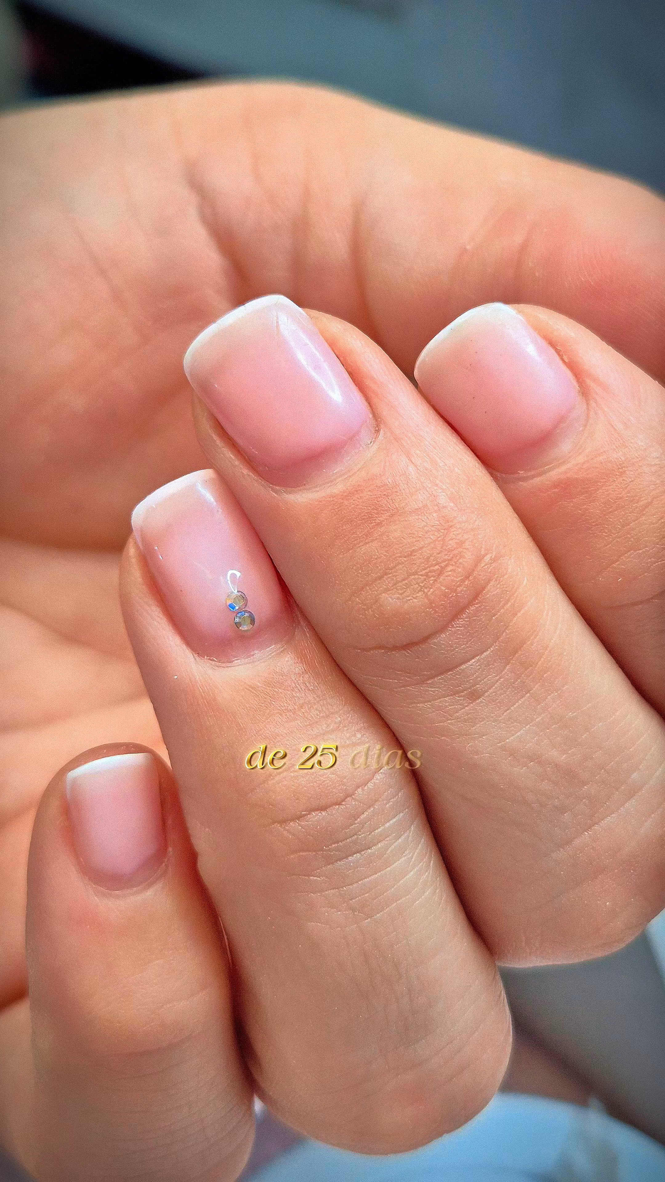 Vídeo Carine Schellin Nail designer