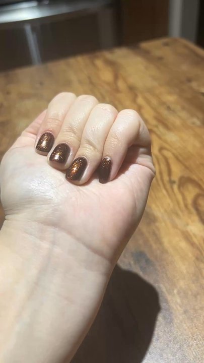 Bloomie Nail Salon - The nails were chipping as soon as I got them! - Nail Salons Near Me - River Edge, New Jersey