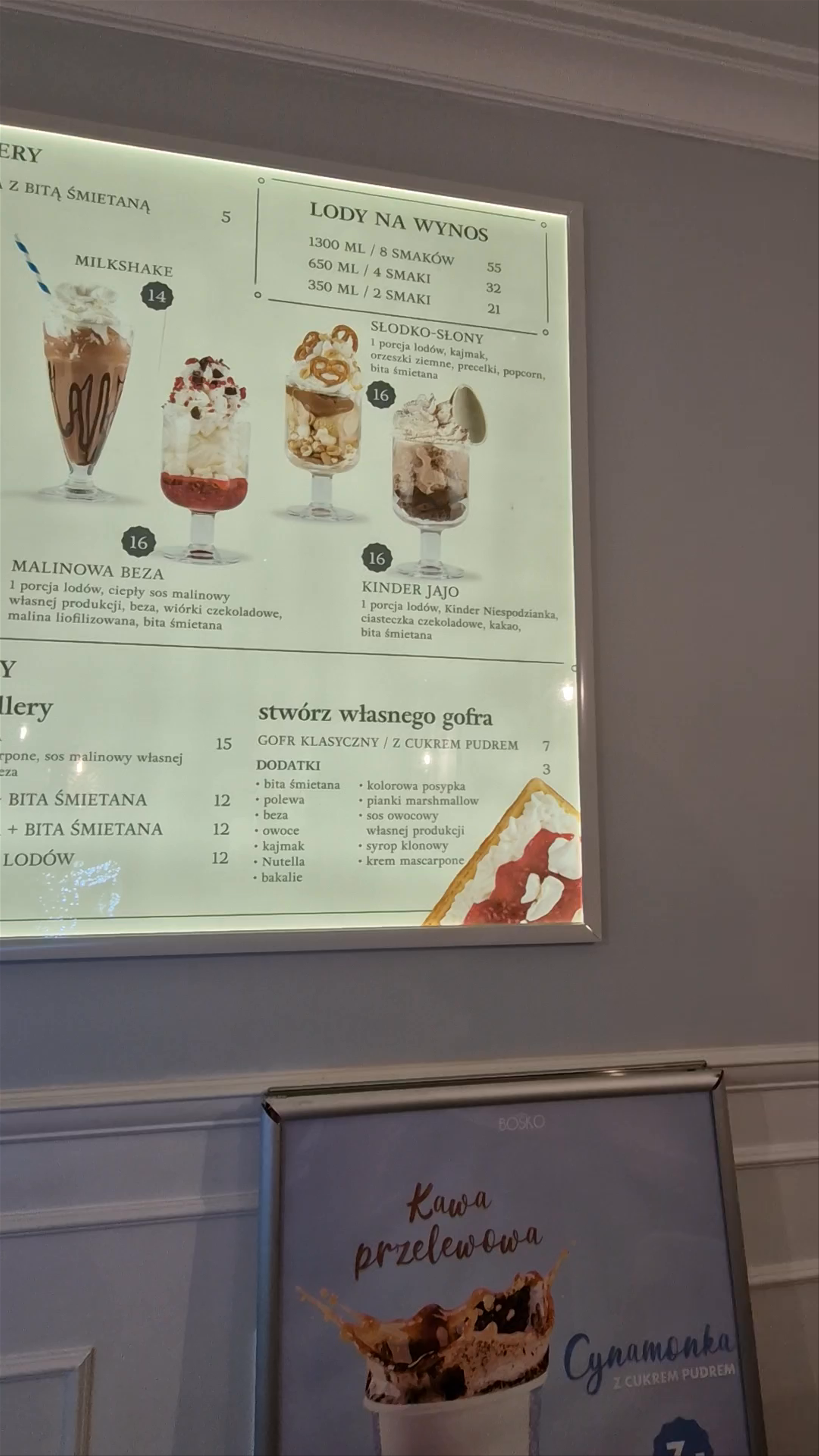 BOSKO Domek Saski Ice Cream & Coffee Experience in Lublin