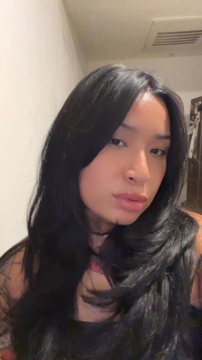 Studio 2000 - Been coming here for over a year and I absolutely love this place! Cristal is so talented and you can't beat prices - Makeup Artists Near Me - Garden Grove, California