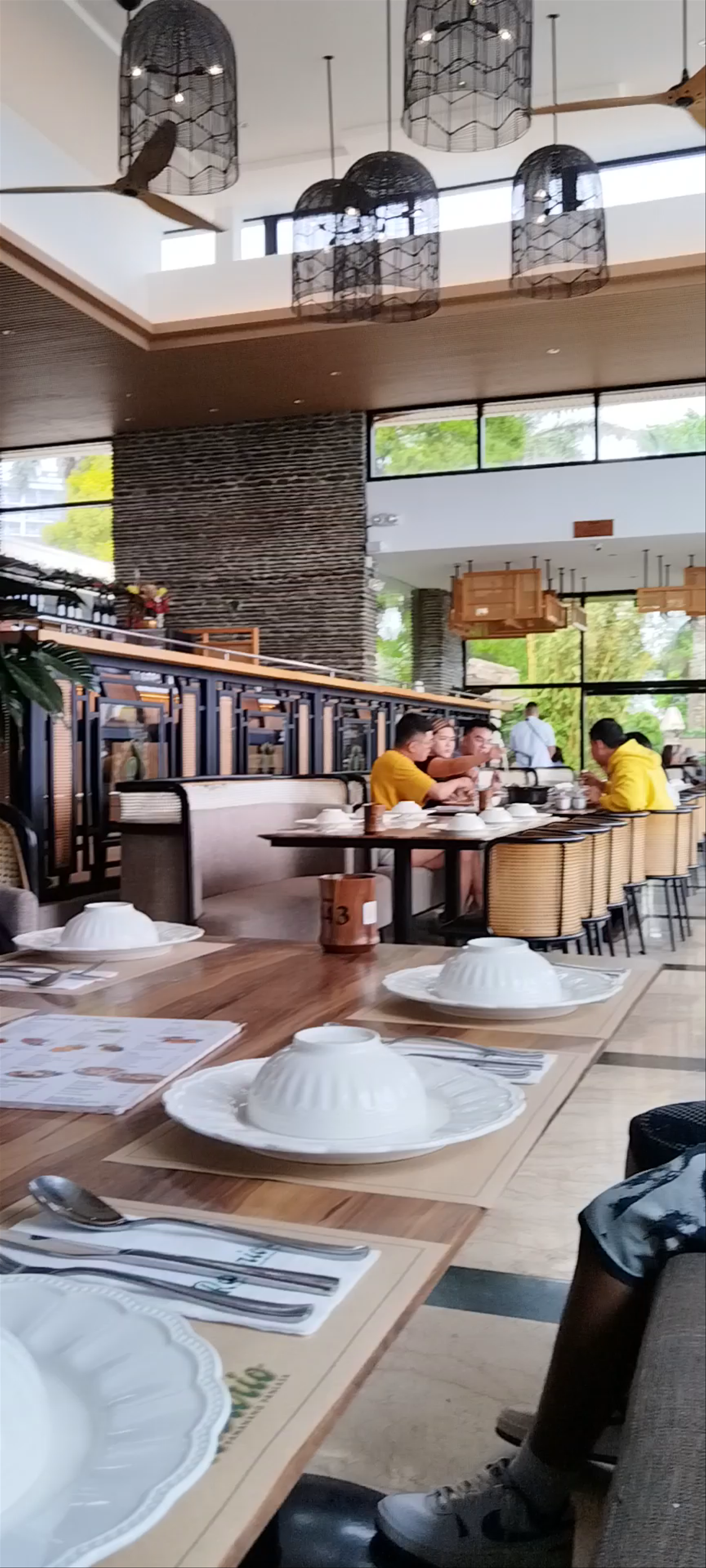 Rosario by Vikings: Scenic Dining Experience in Tagaytay City