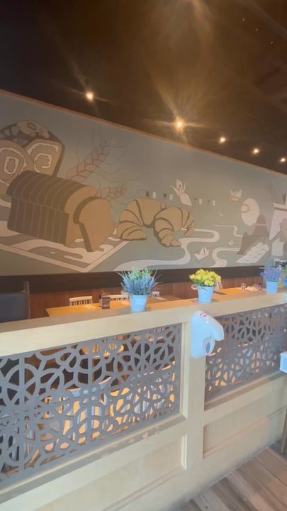 Pho 813 - Inside of the restaurant - Vietnamese Near Me - Orlando, Florida