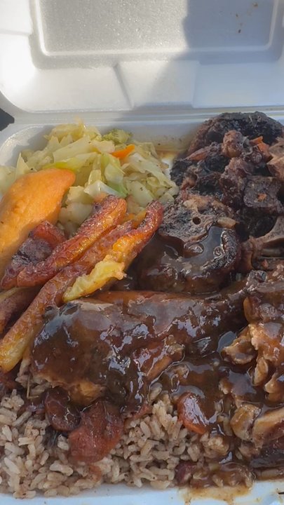 Lee's Caribbean Restaurant - Caribbean Near Me - Inglewood, California