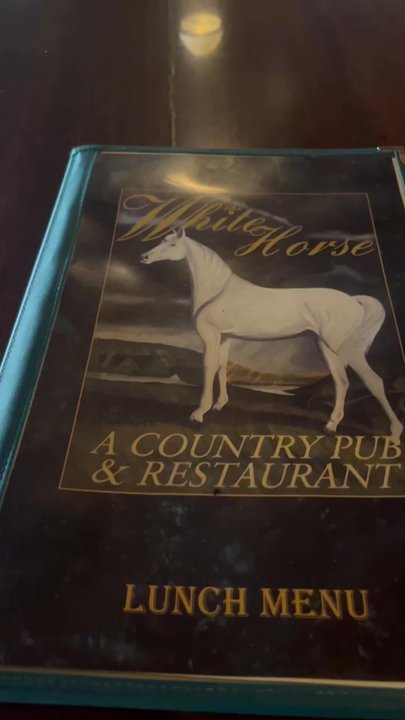The White Horse - Interior - British Near Me - New Preston, Connecticut