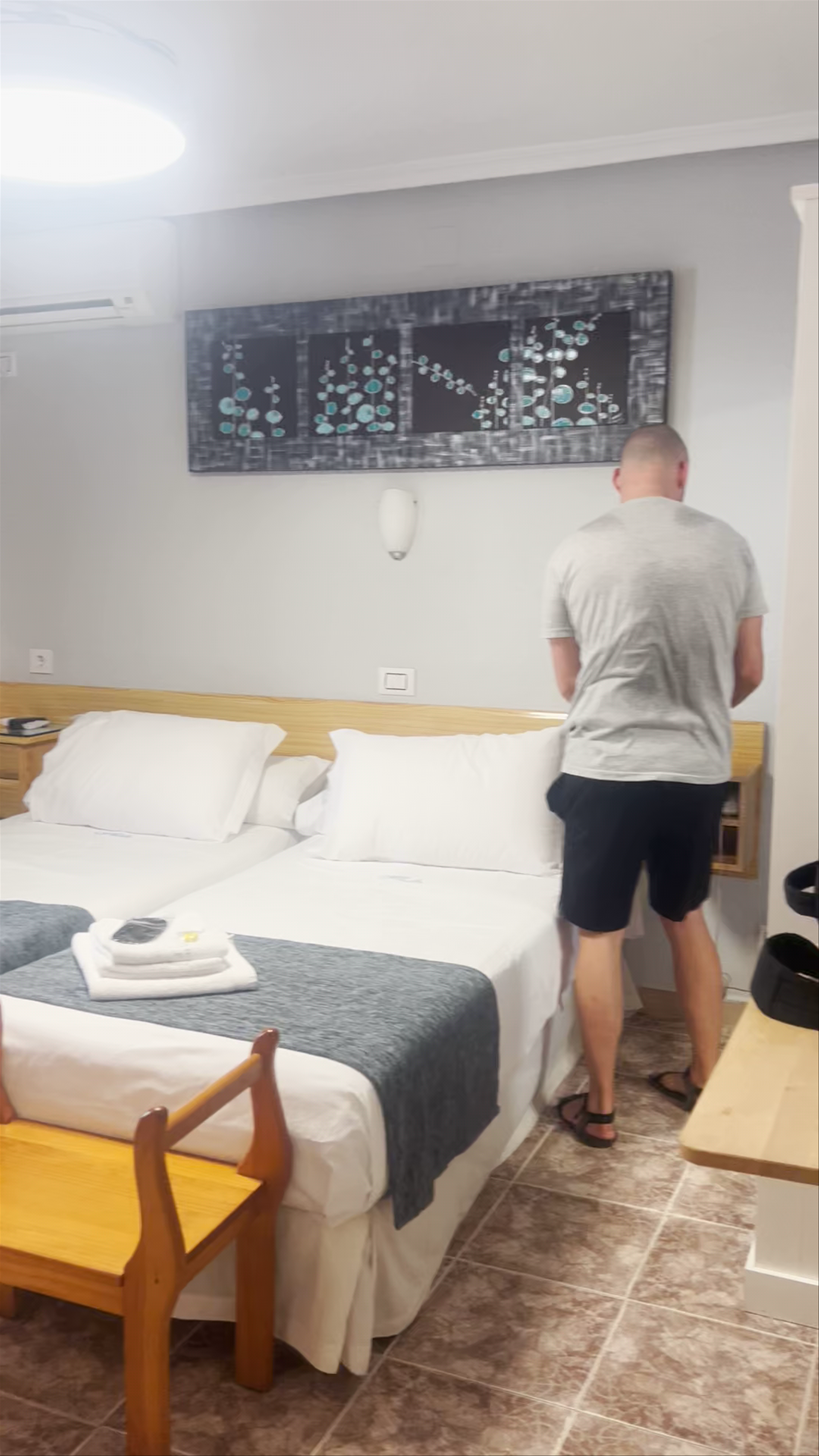 Hotel Alaska