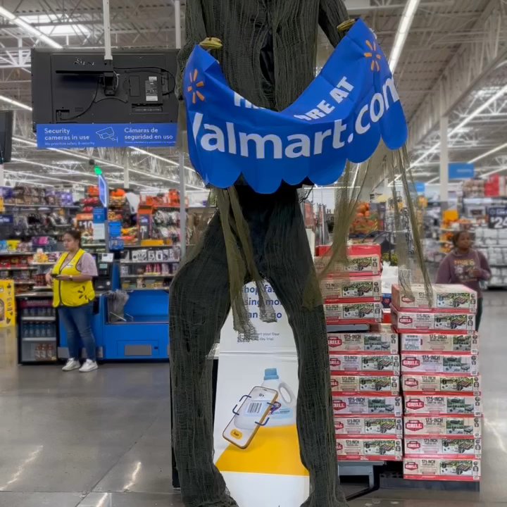 Walmart - Not x-mas, not TG, but....? - Department Stores Near Me - Fresno, California