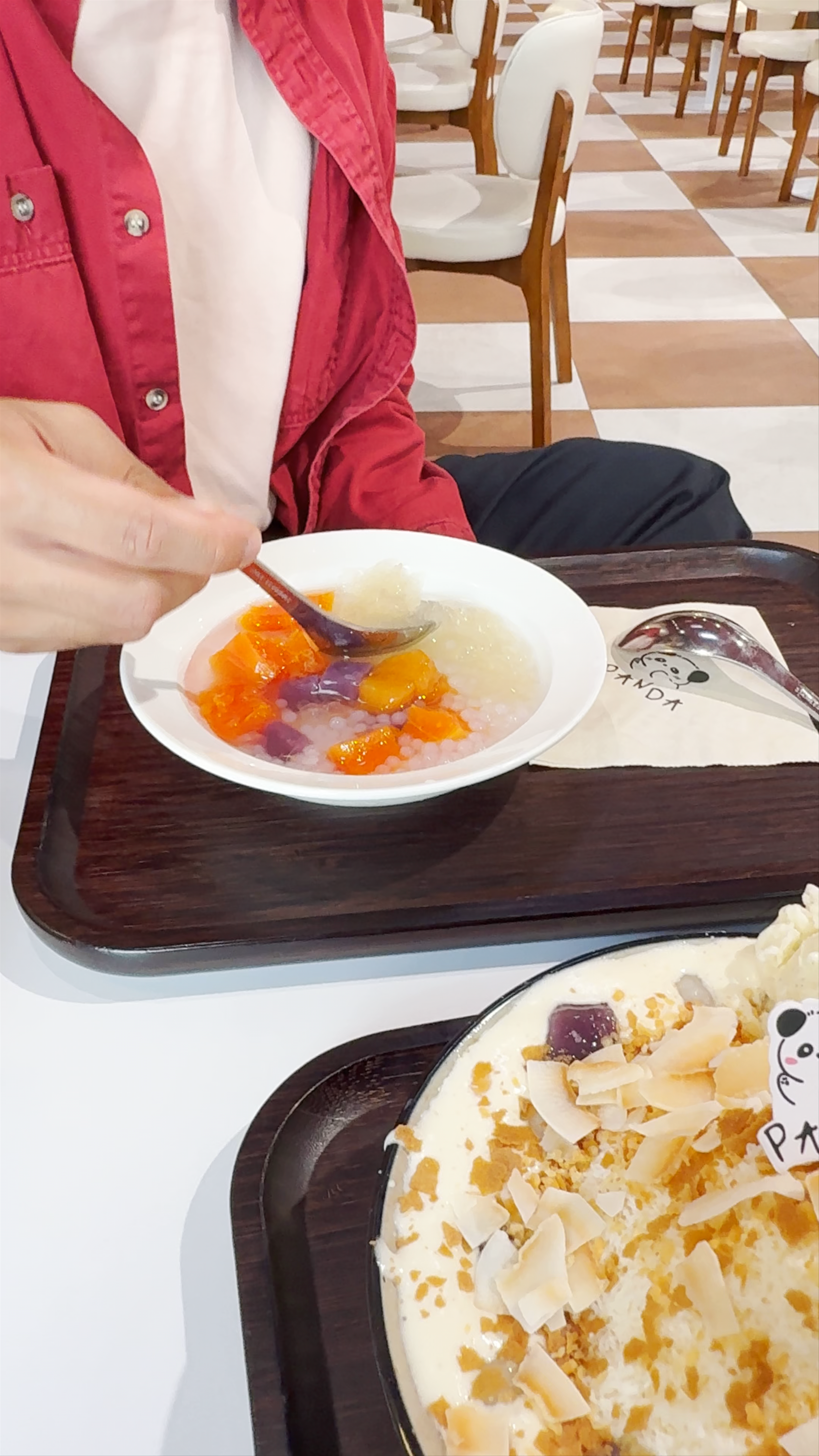 Savoring Traditional Asian Desserts at PANDA Desserts in Auckland
