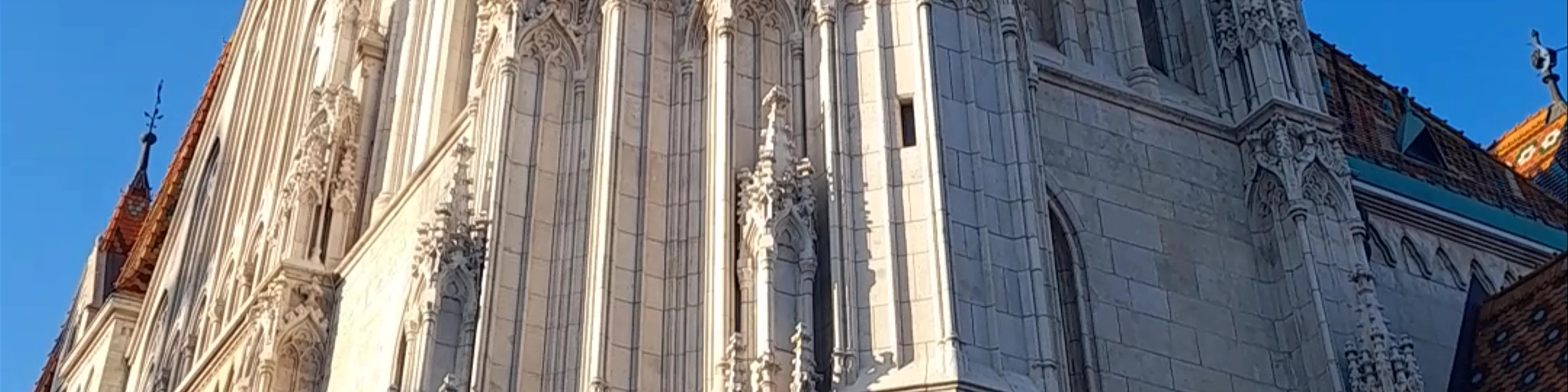 Mátyás Templom, Szentháromság tér,