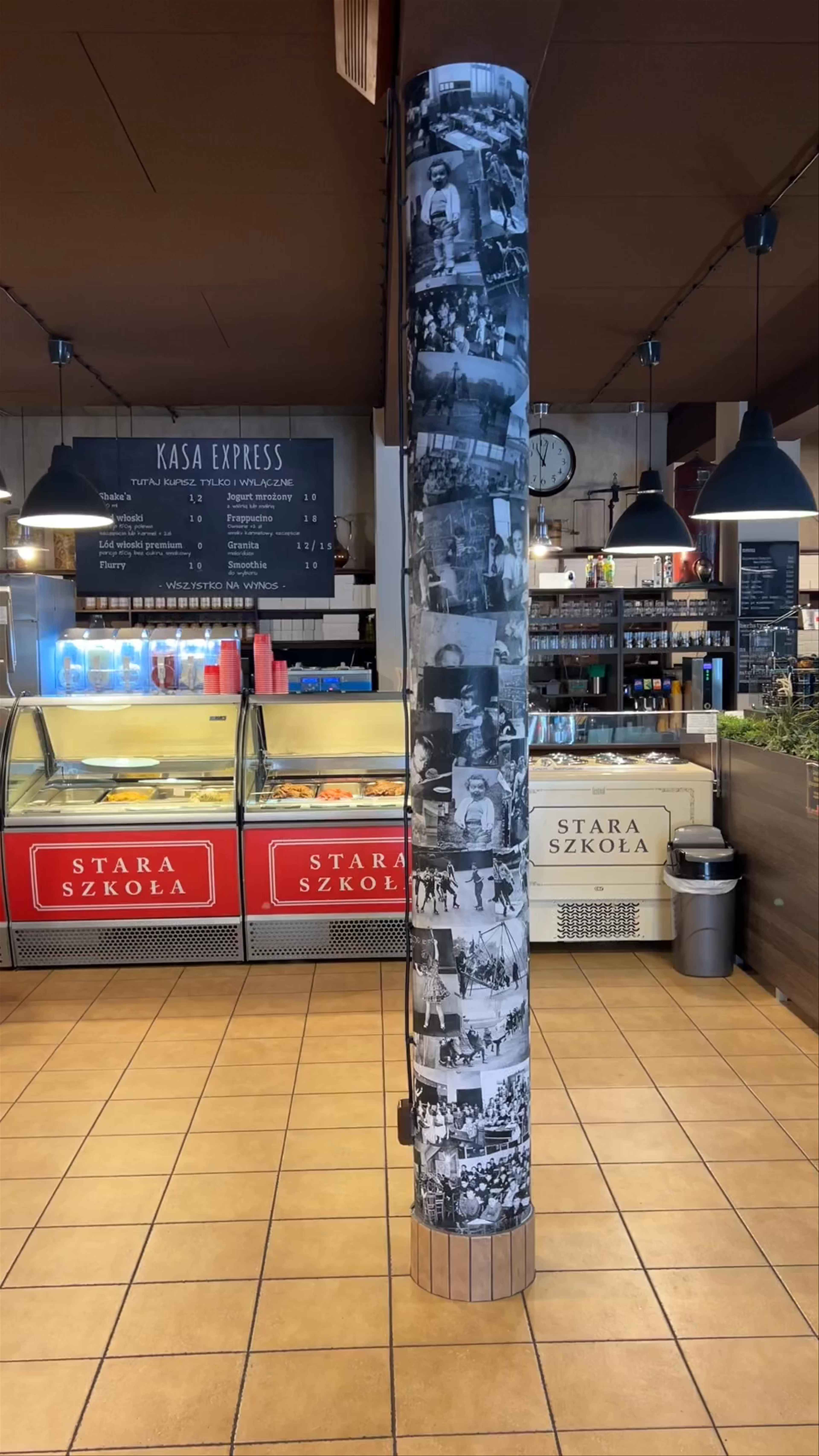 Ice Cream Shop Old School