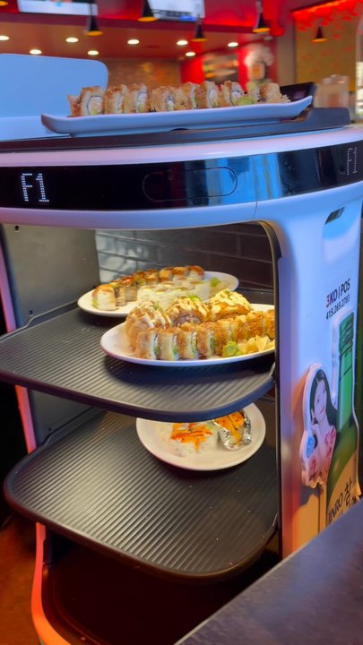 Sushi Hook - Sushi Bars Near Me - Sacramento, California