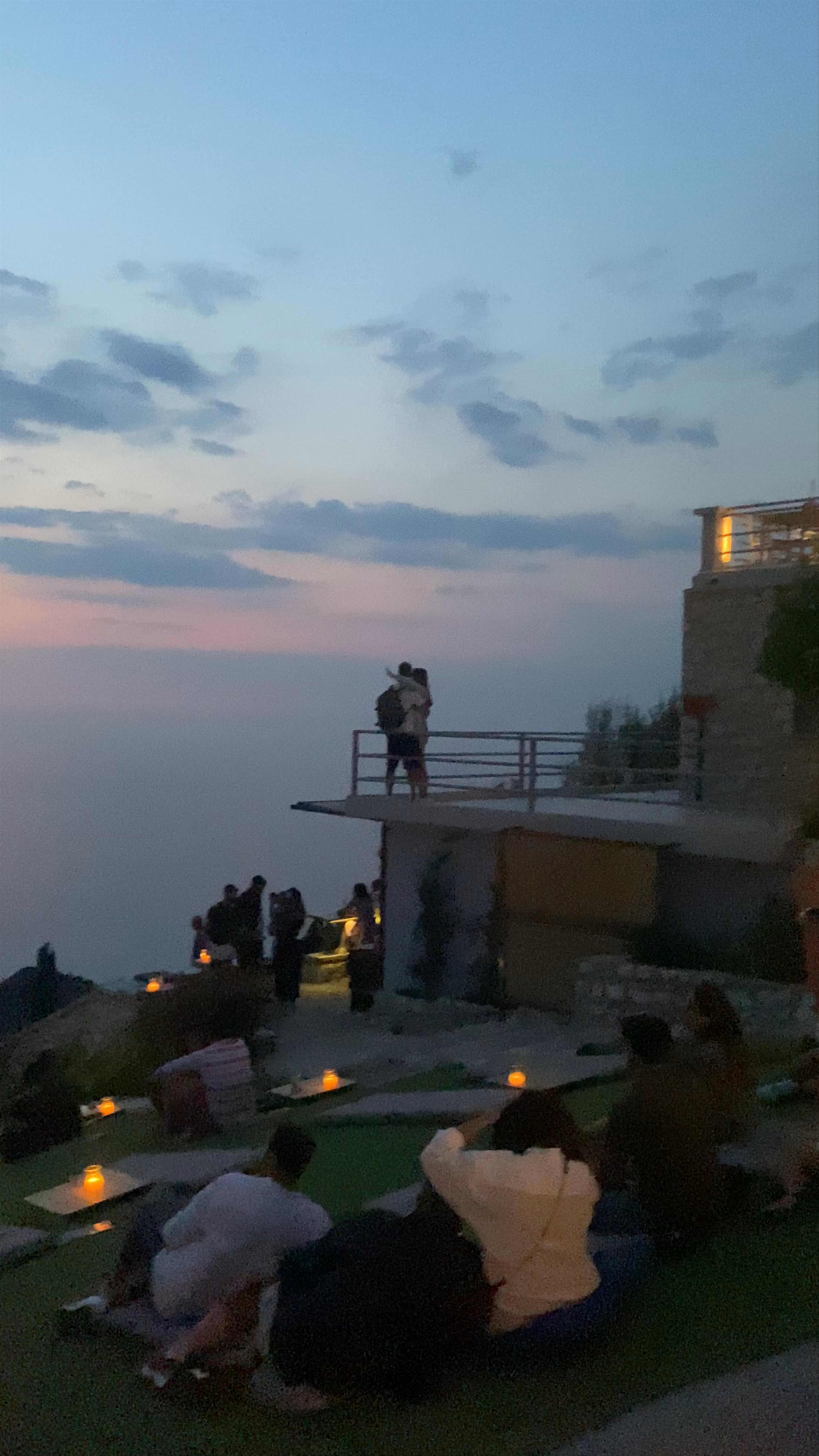 FLY ME sun&stars bar