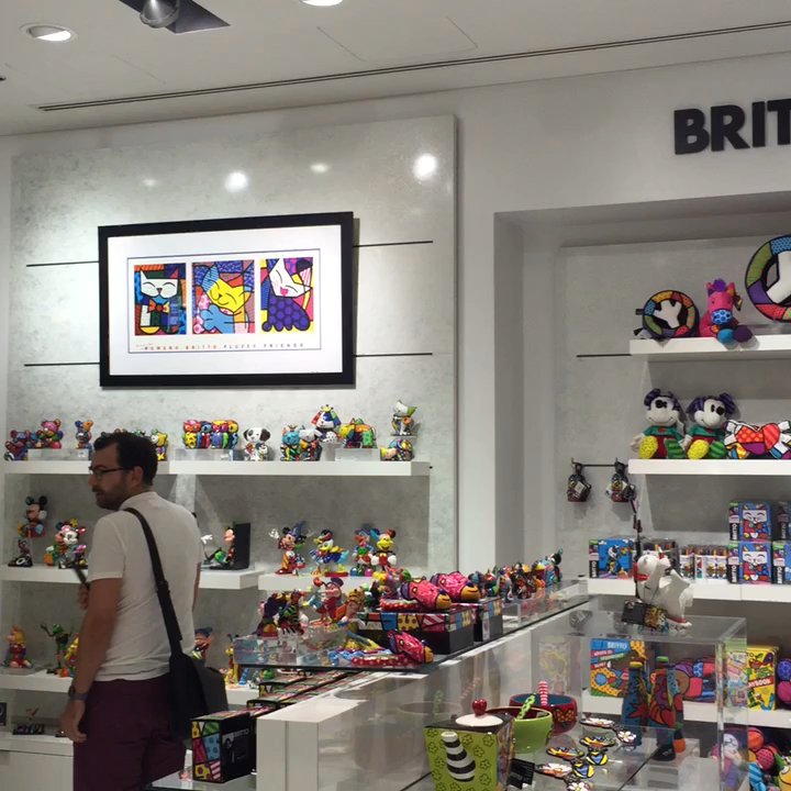 Britto - Interior - Art Galleries Near Me - Miami, Florida