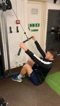 V - Wide Pulldown