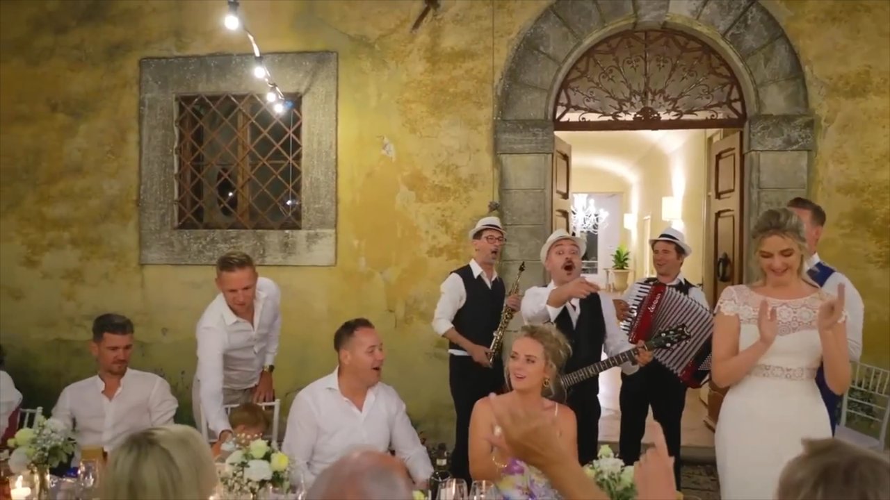 Urban Groove Collective - Roaming Folk Band 2025 - video 5