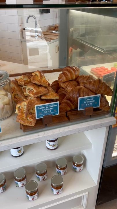 Carlton Bakery - Bakeries Near Me - Carlton, Oregon
