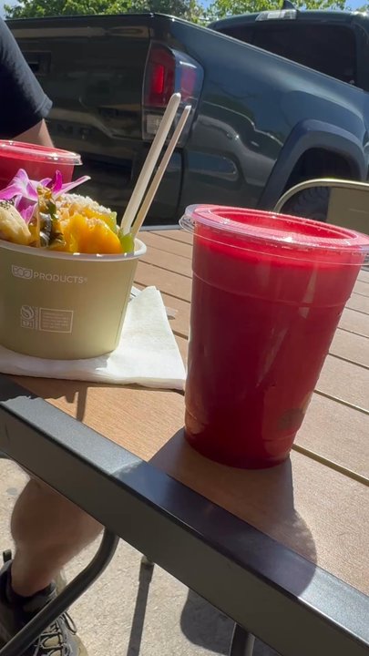 Surf & Sprout  - Beets me and tropical bowl - Juice Bars & Smoothies Near Me - Makaha , Hawaii