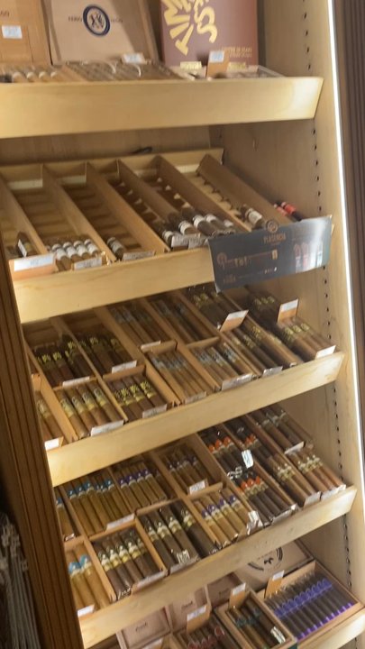 Barclay Rex - Nice selection - Tobacco Shops Near Me - New York, New York