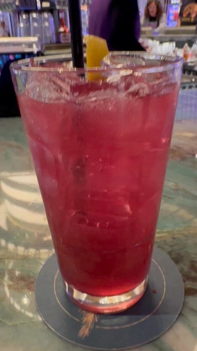 Quill Bar - Drink bartender made up - Casinos Near Me - Jamestown, California