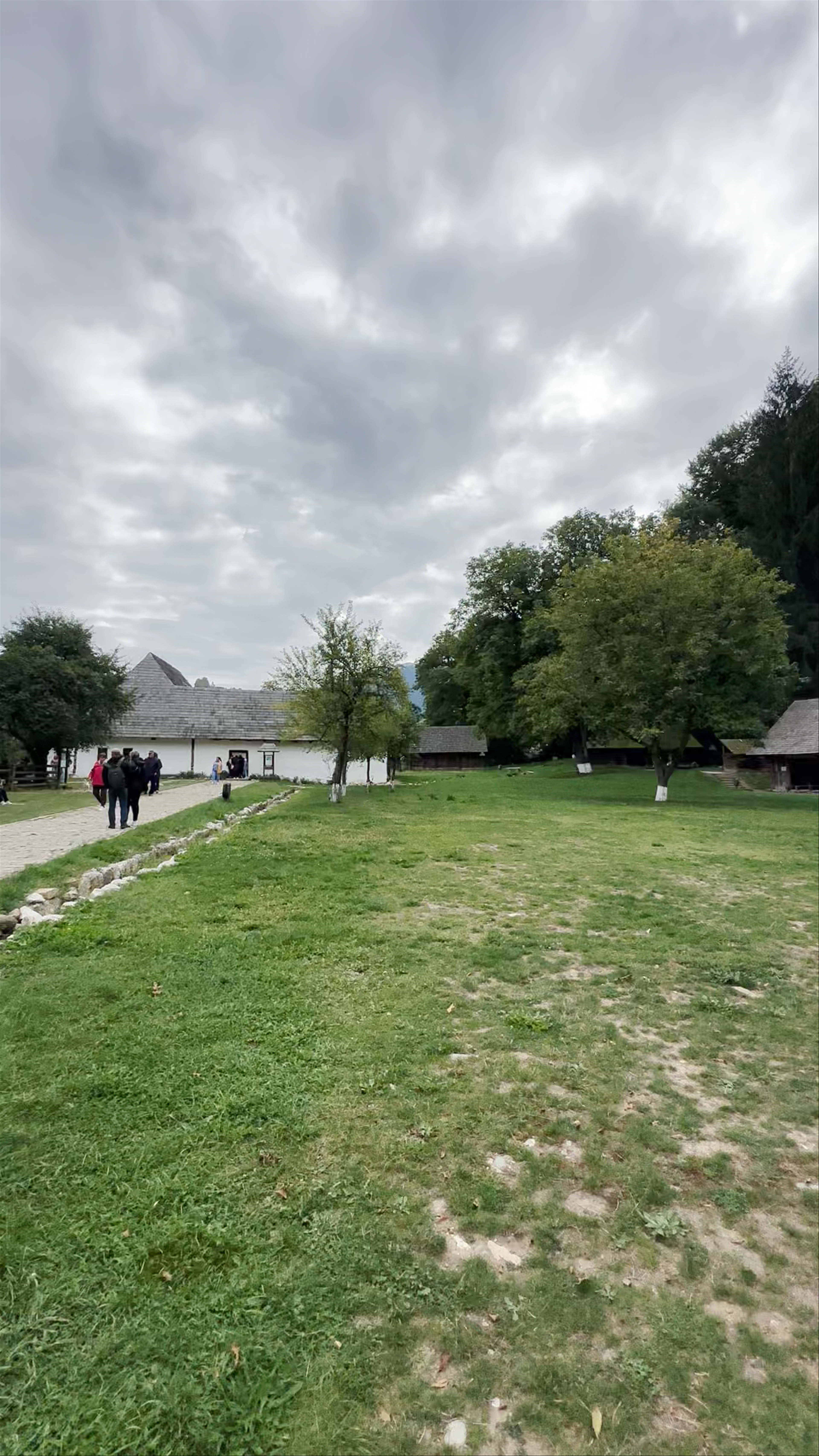 Muzeul Satului Brănean: A Walk Through Romanian Village Heritage in Bran
