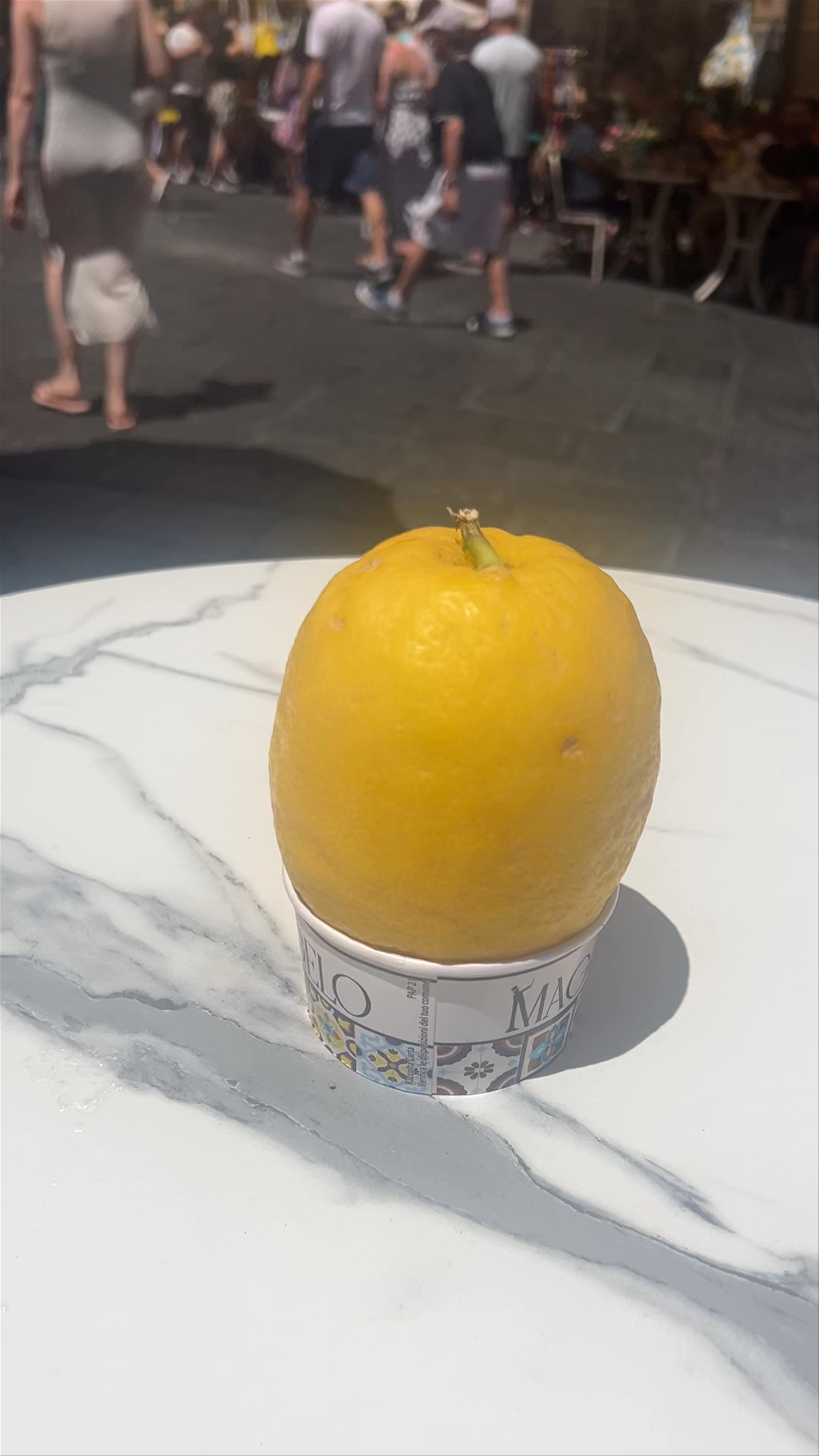 Il Pianeta Del Gelato: Amalfi's Iconic Lemon Gelato Experience