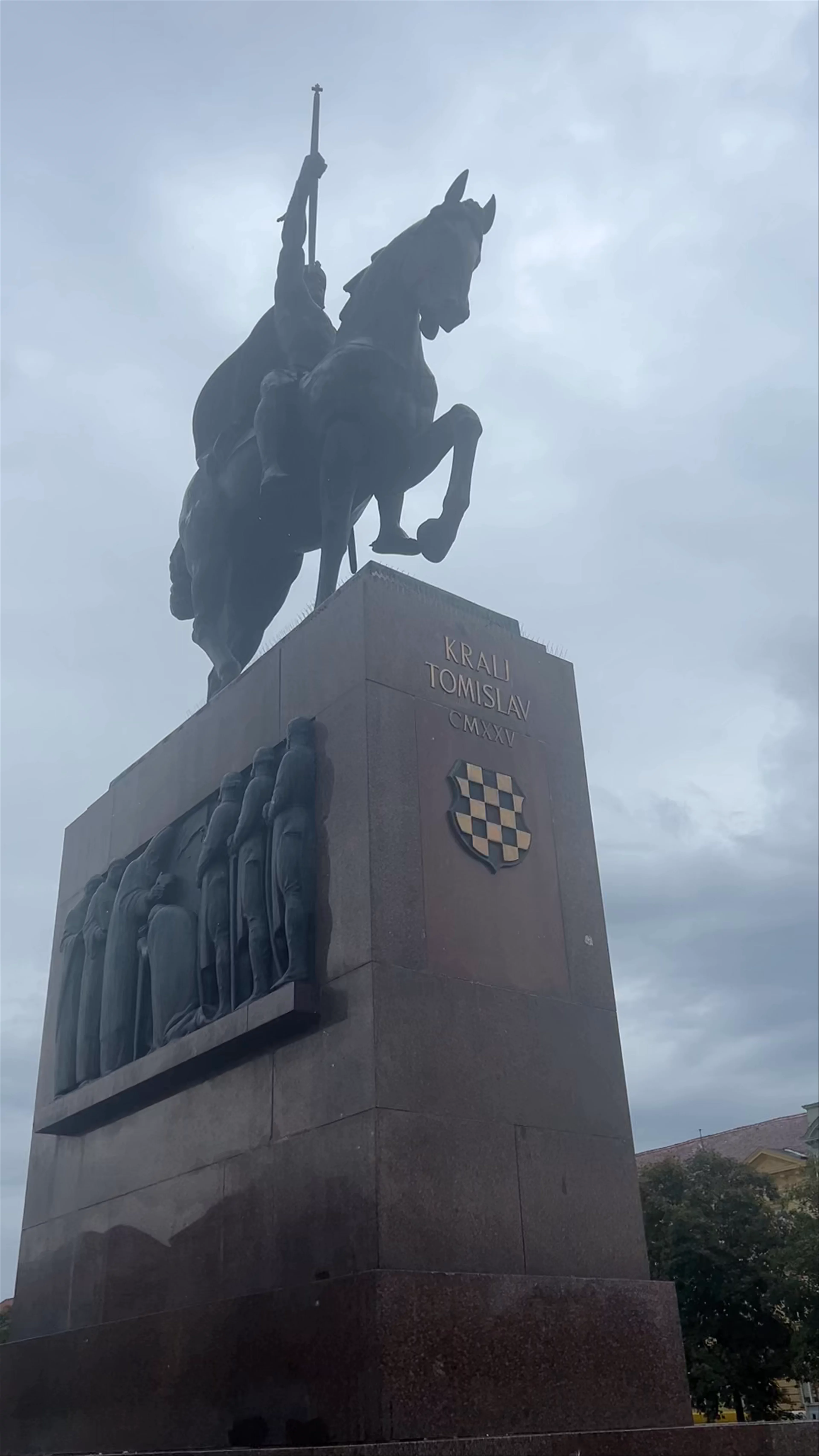 Monument to King Tomislav, Trg Kralja Tomislava