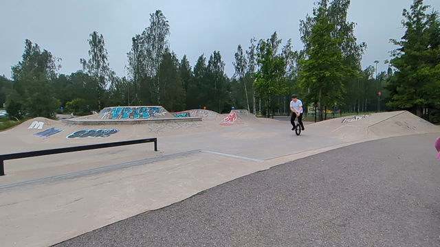 riu set: Up treyflip