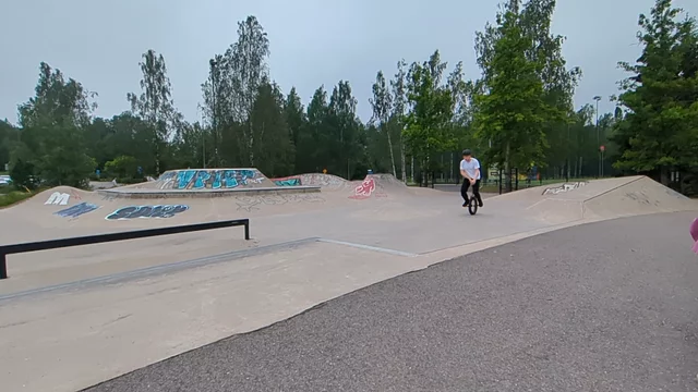 riu set: Up treyflip
