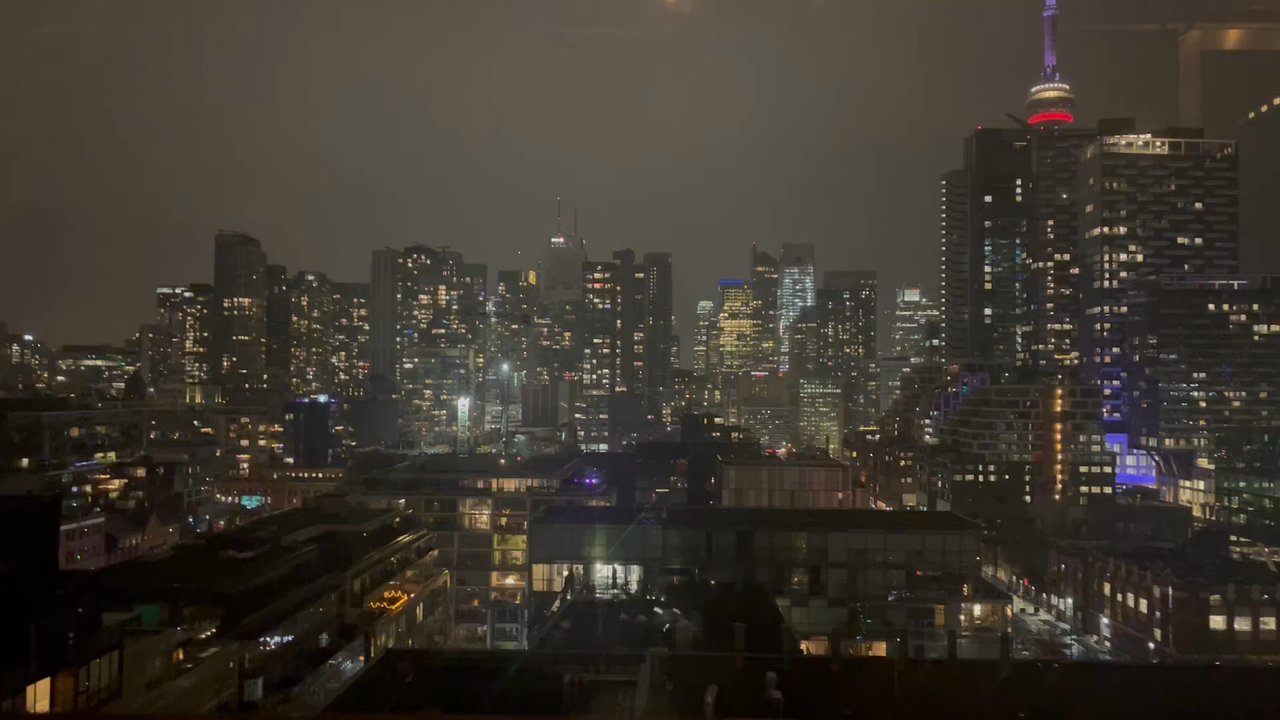 Harriet's Rooftop - Night time views - Cocktail Bars Near Me - Toronto, Ontario