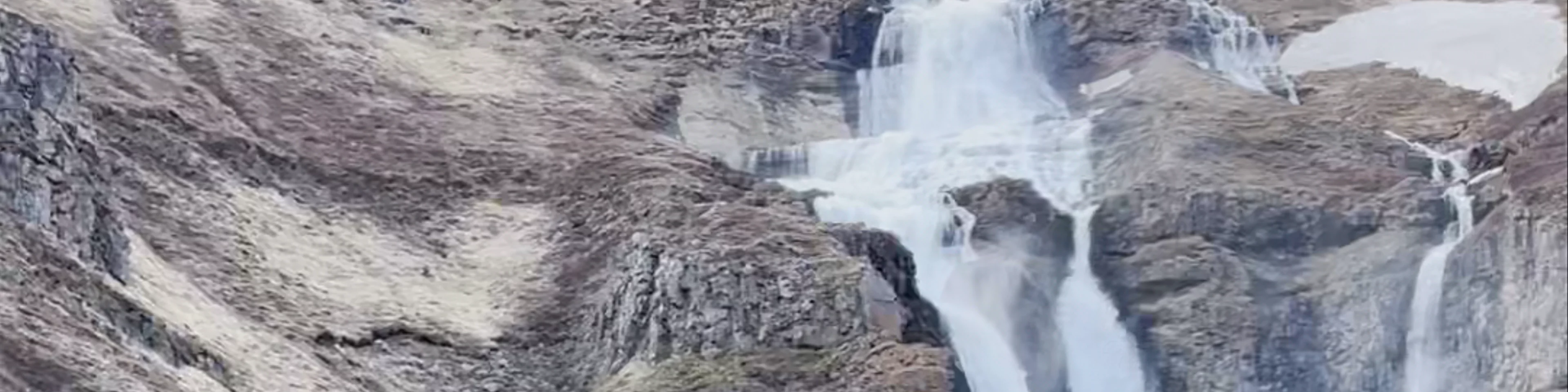 Rjúkandafoss