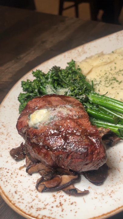 Bistro 120 - Surf & Turf - New American Near Me - Oakdale, California