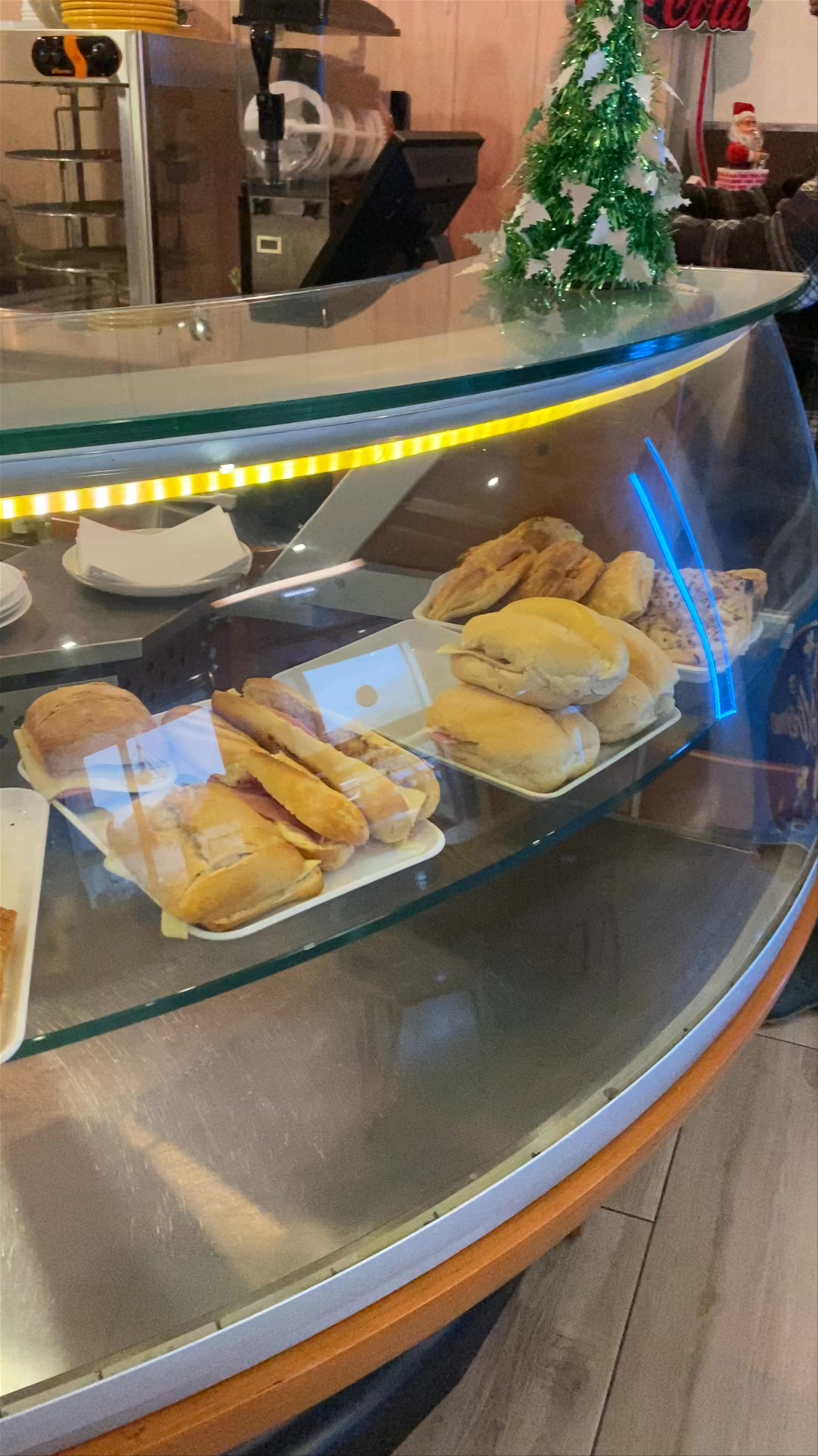 Cafetaria Multimedia