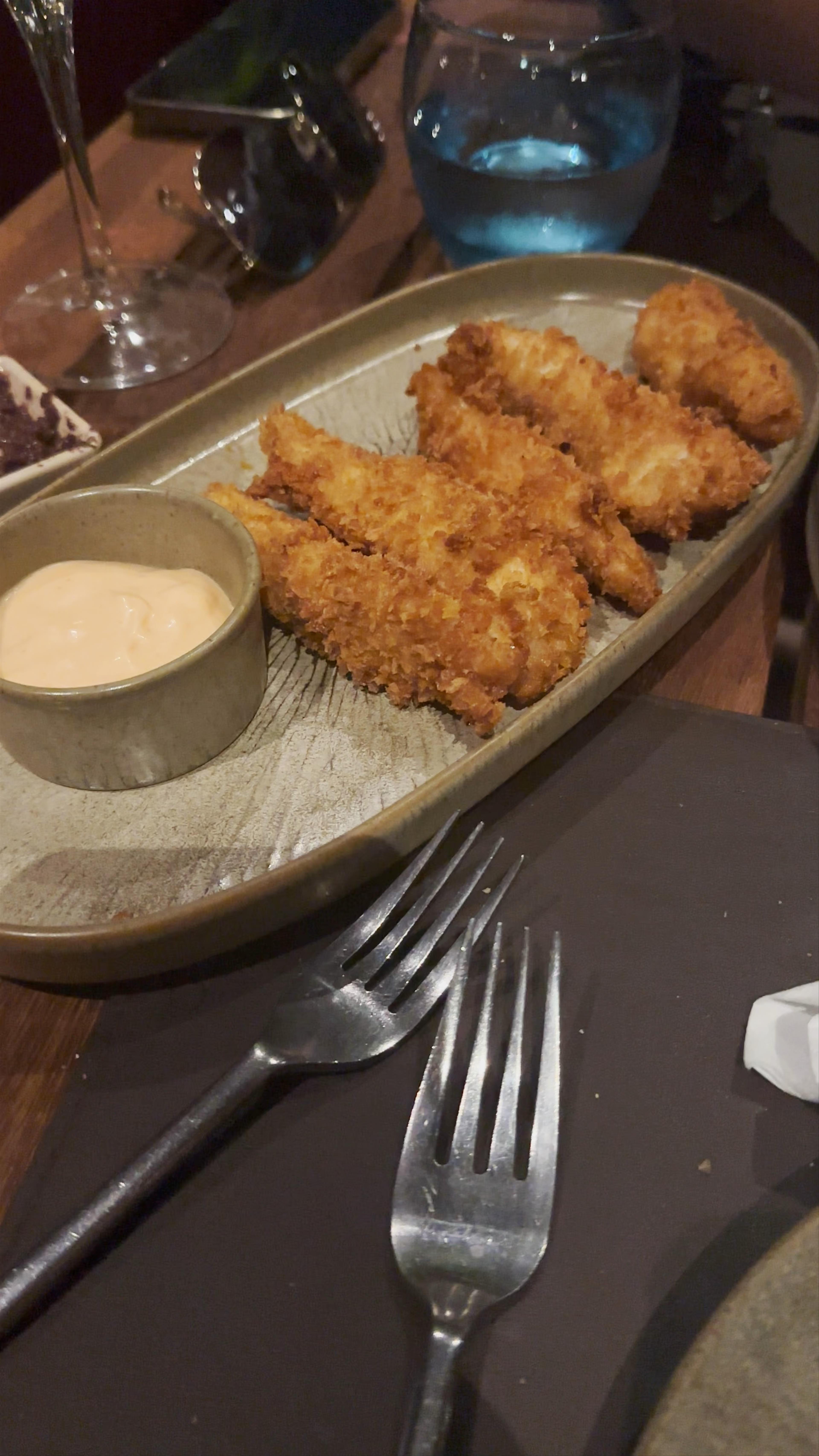 Evening Delights at Crimson Bar & Grill in Cairo