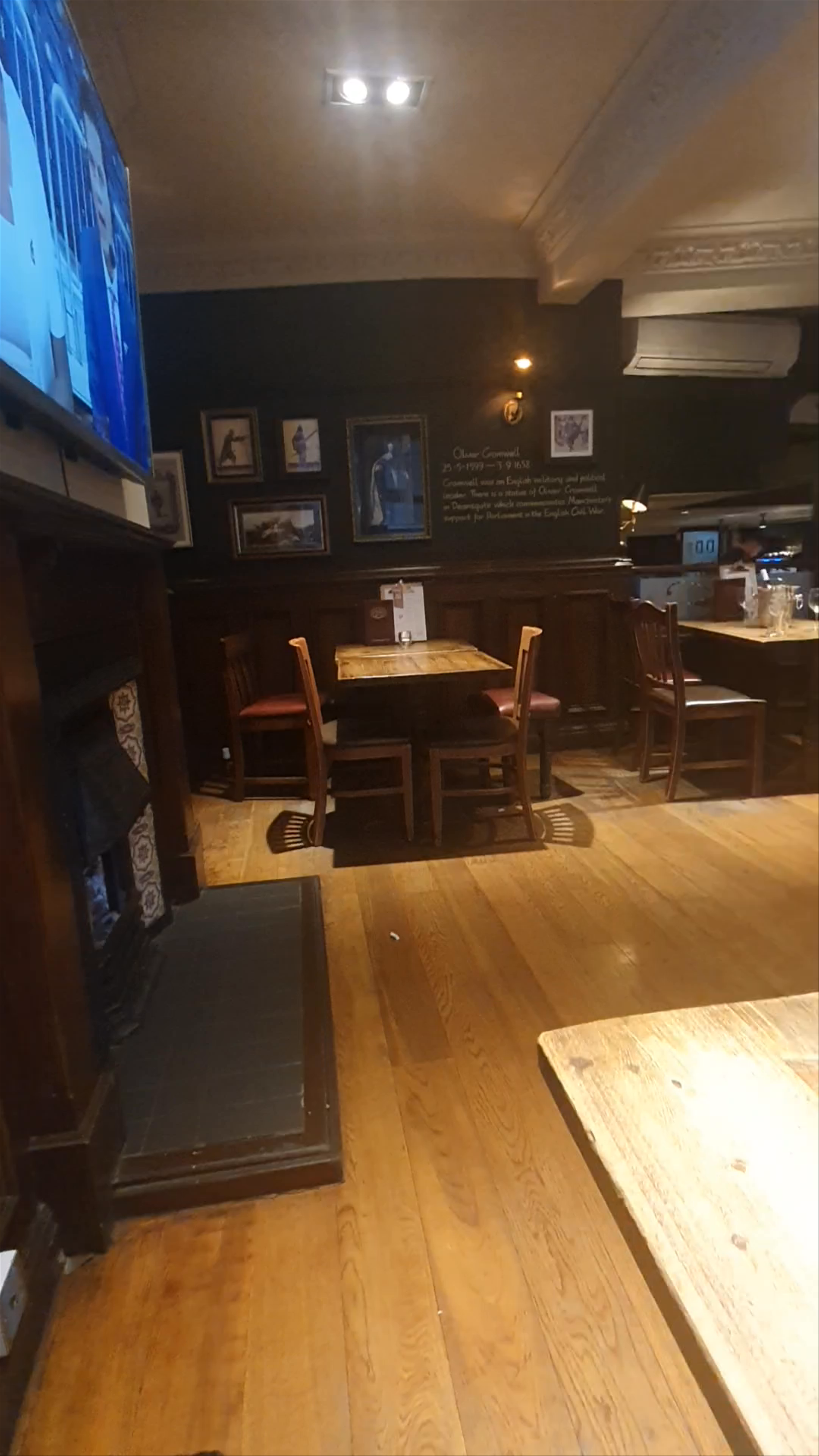 Cozy Evening at Sawyers Arms, Deansgate, Manchester