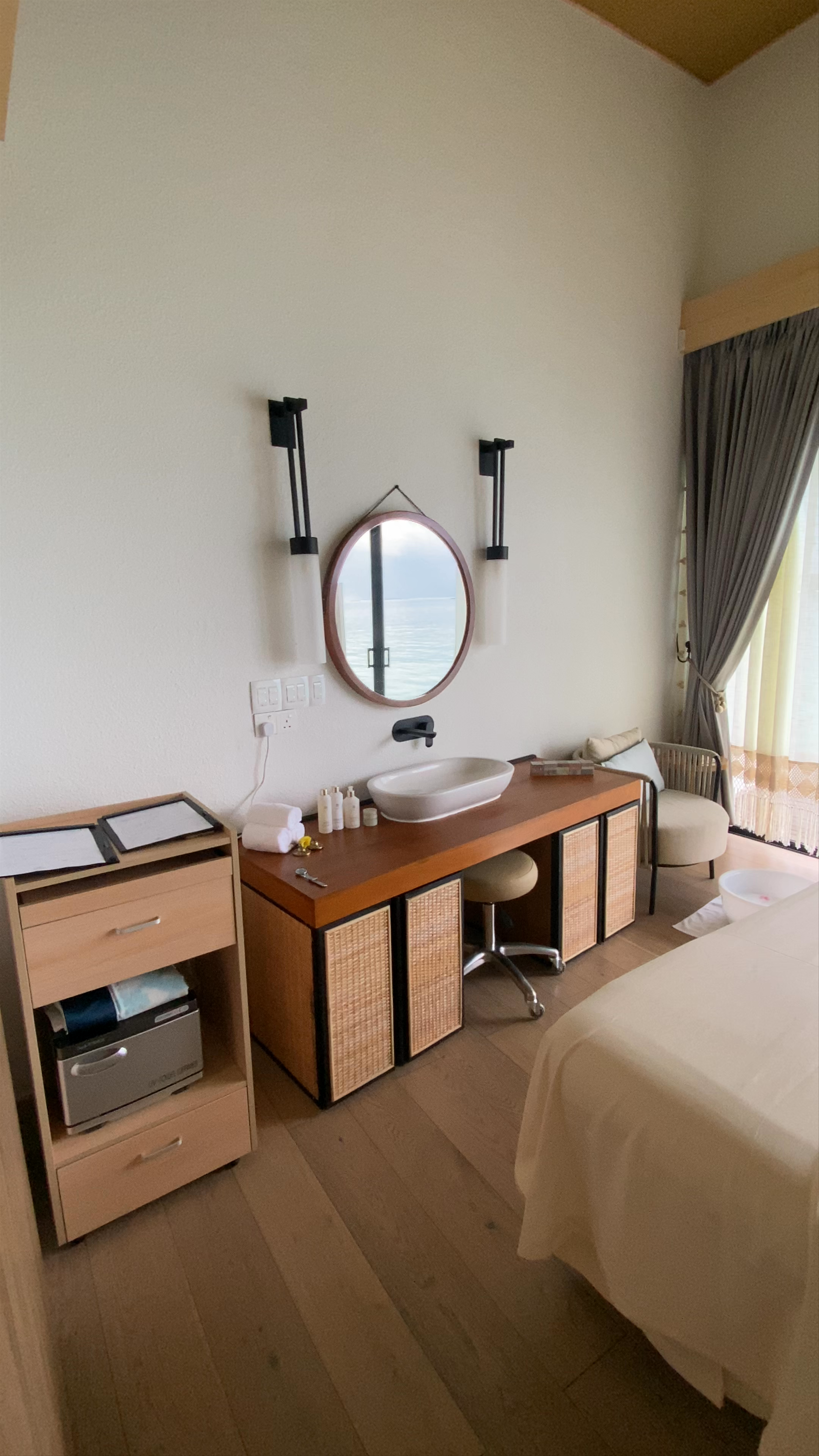 Hilton Maldives Amingiri Resort & Spa